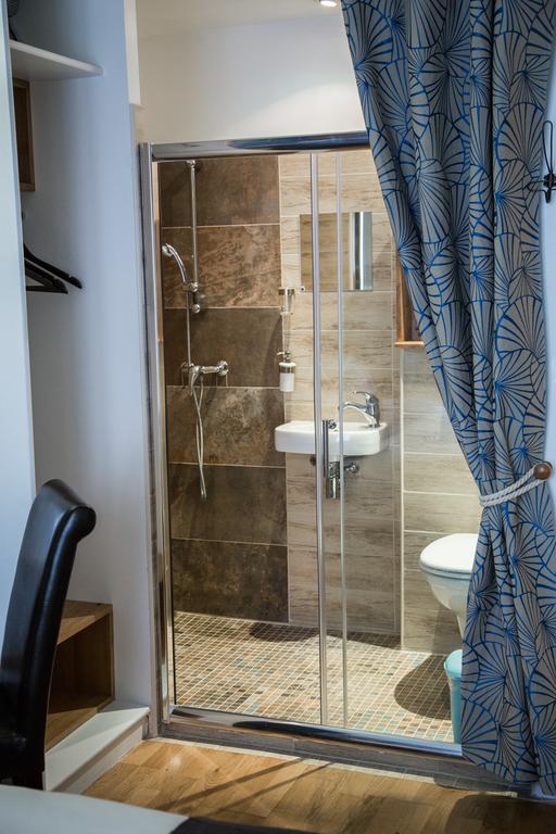 Privatunterkunft Private In A Parisian Homestay! - Close To It All! *